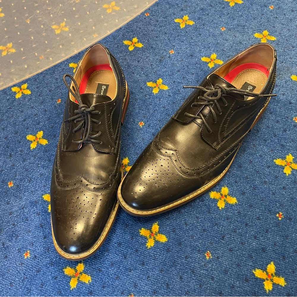 Black dress shoes men’s